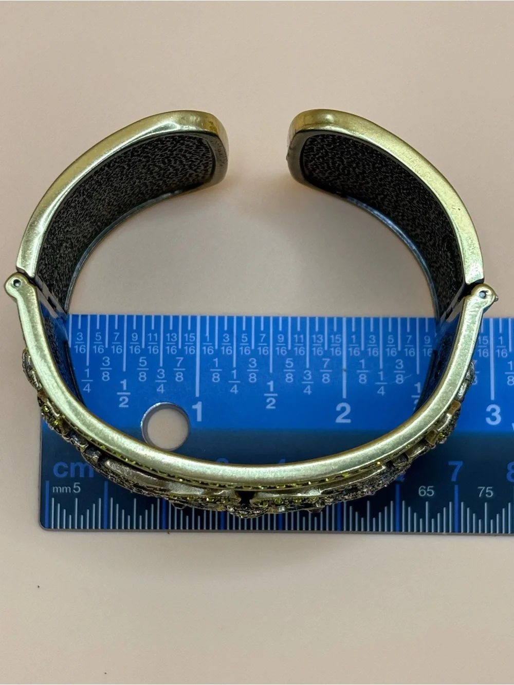 Heidi Daus NIB “Enve-lope Me” Wide Cuff Bangle Bracelet Brown Olivine Topaz